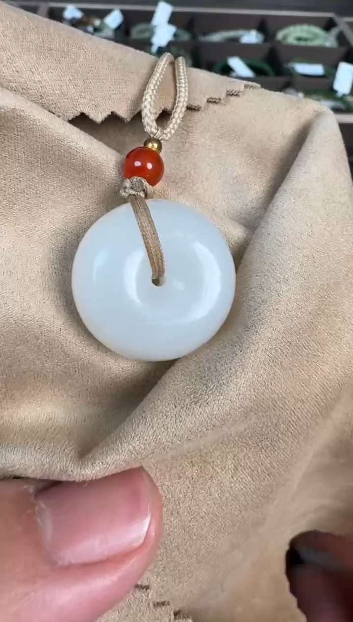 【闪购商品】和田玉吊坠未镶嵌平安扣