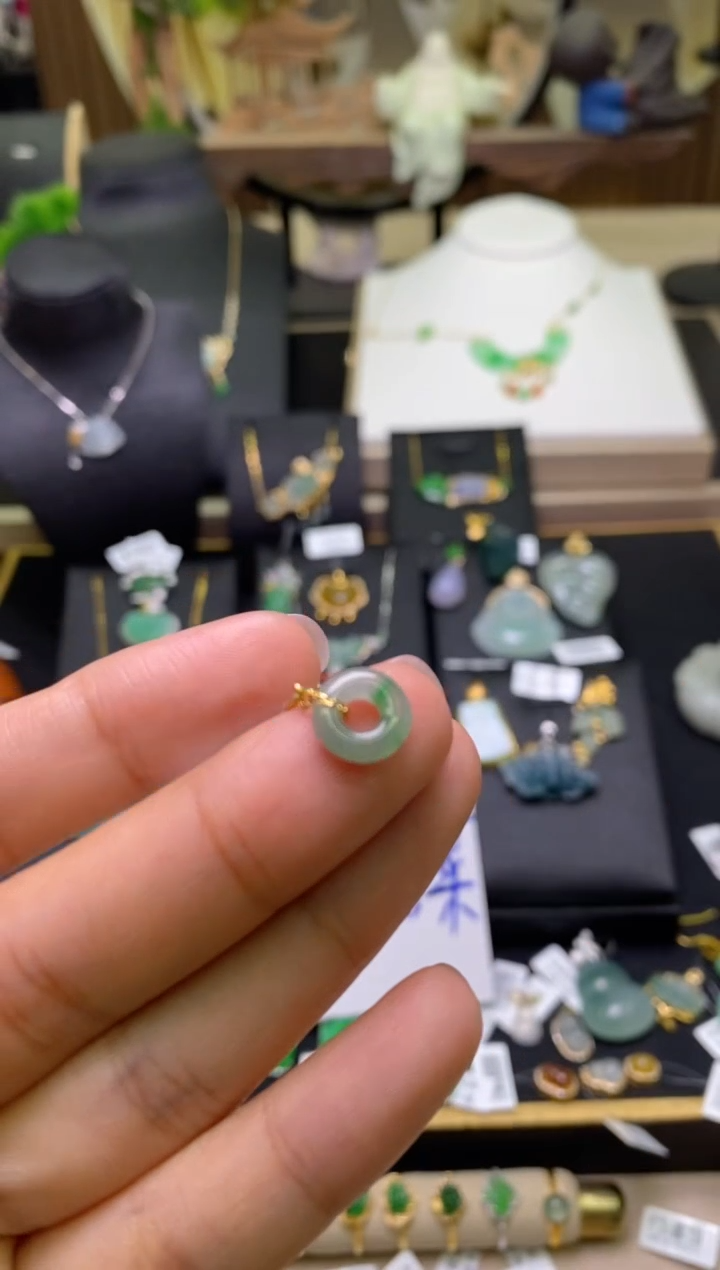 【闪购商品】翡翠颈饰18K金镶嵌净货16127