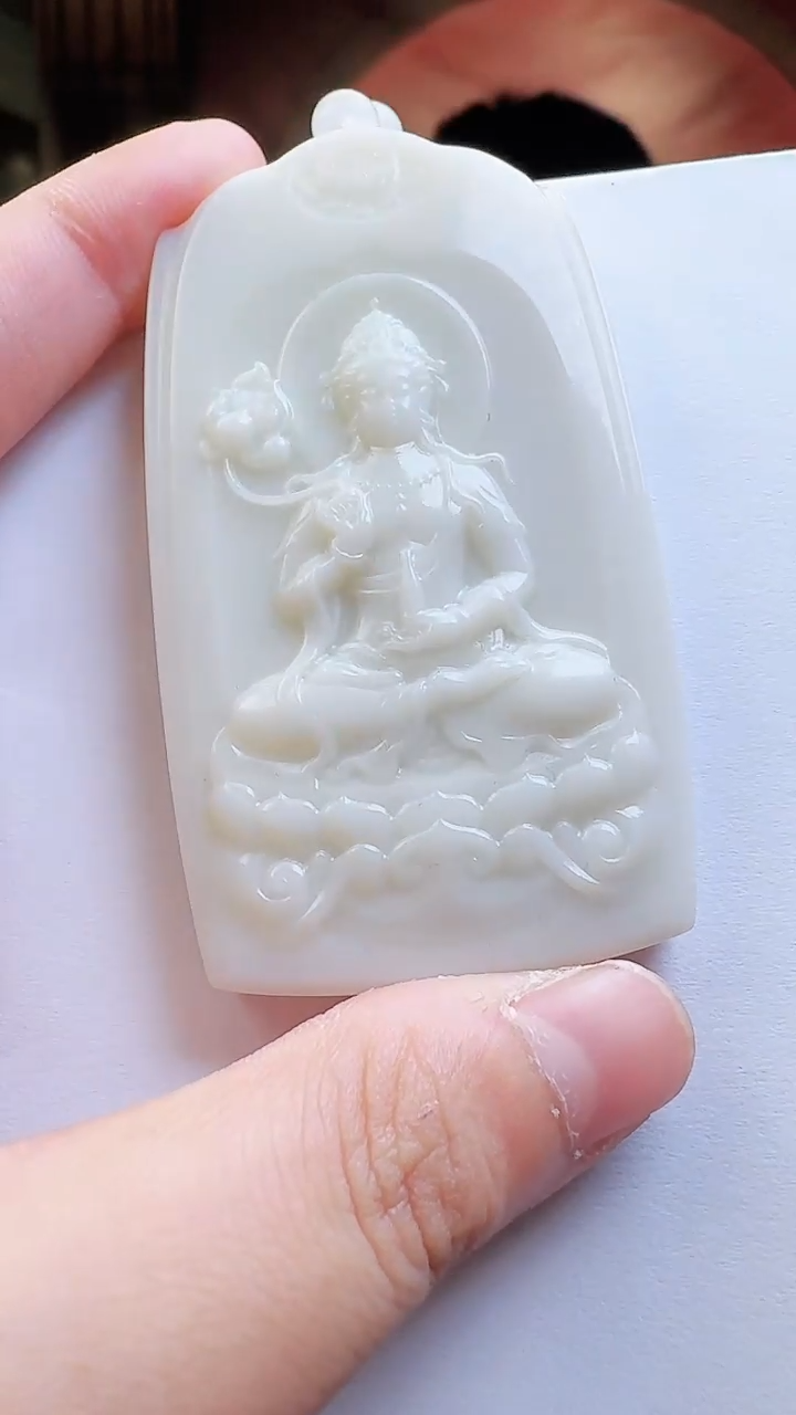 定制和田玉玉润名家天然和田玉（拍一发一）