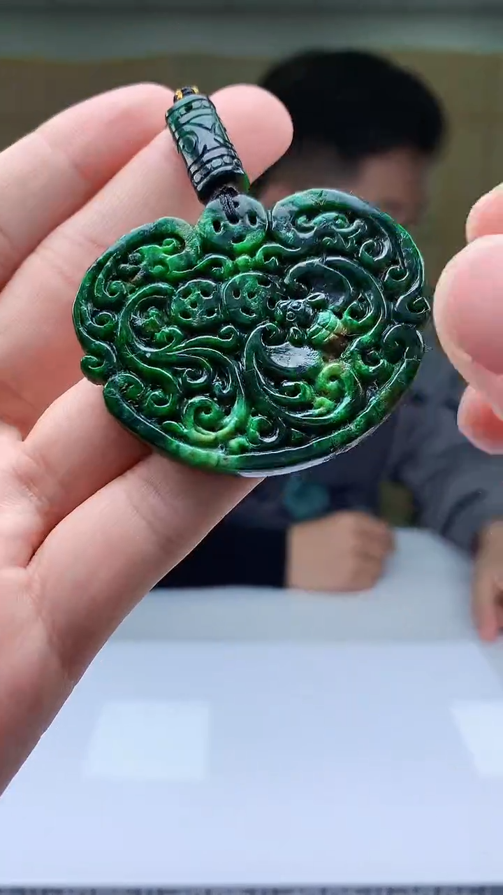 【闪购商品】定制翡翠未镶嵌4917bb-毛货挂件66