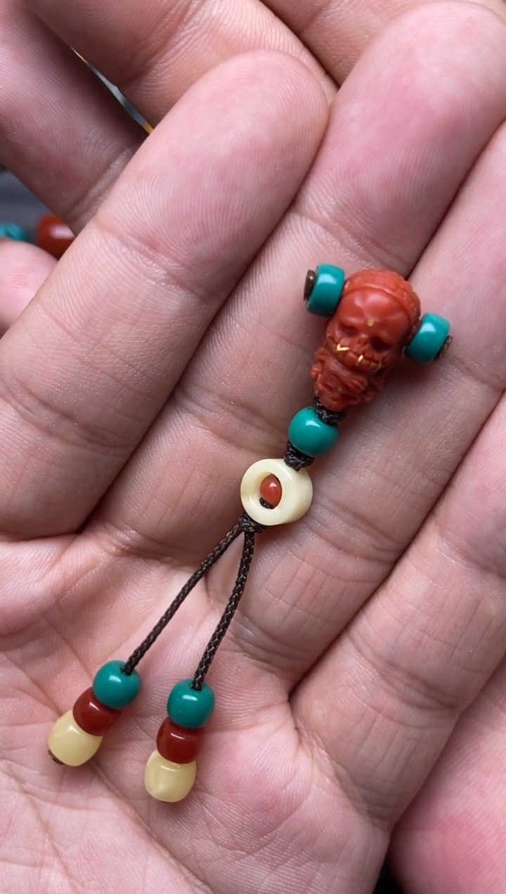 南红玛瑙未镶嵌珠宝奇石 