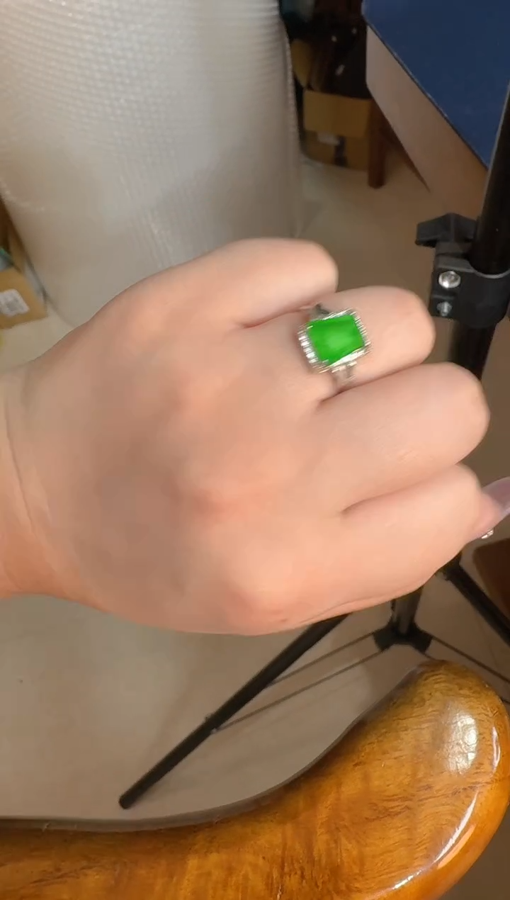 翡翠银S925镶嵌戒指天然A货翡翠戒指