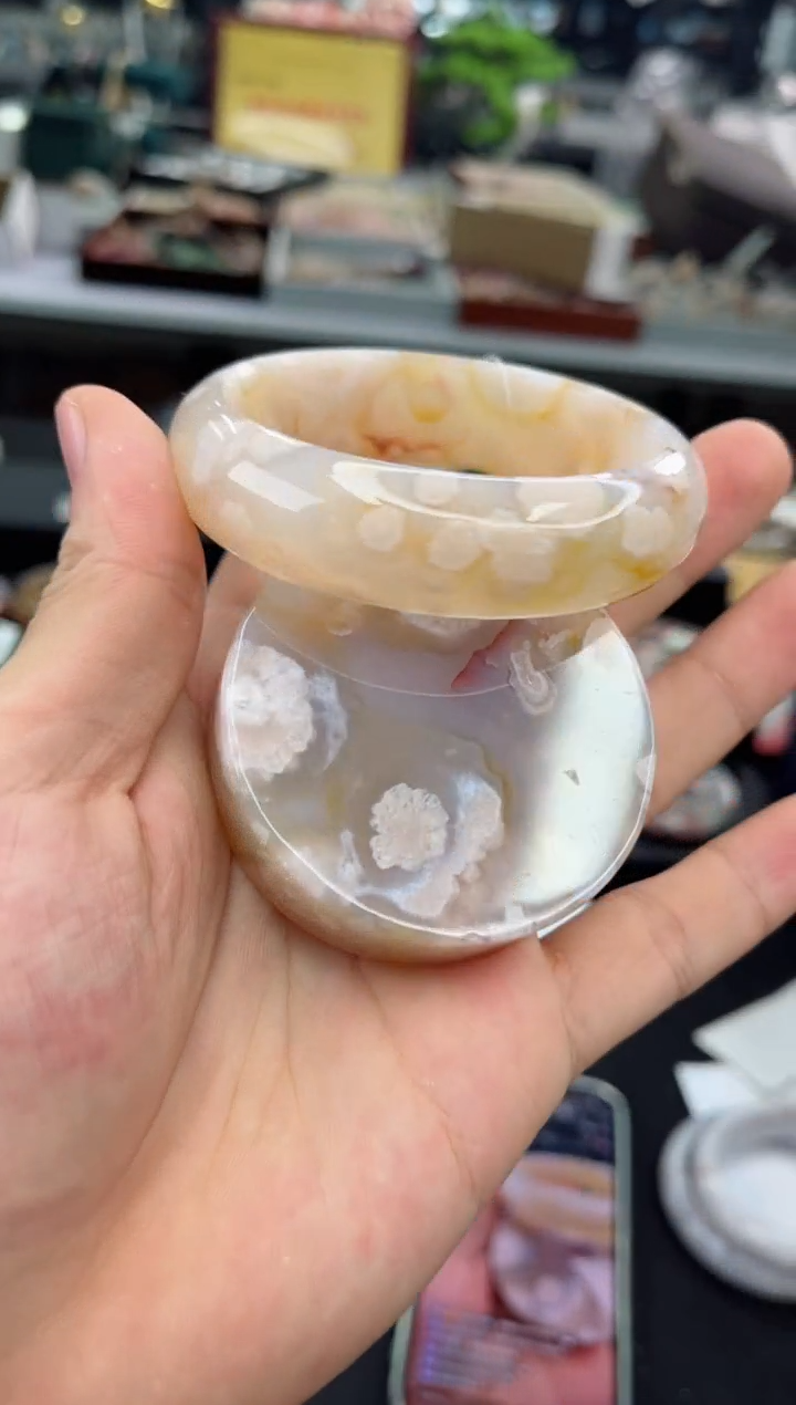 【闪购商品】石英质玉手镯未镶嵌59圈口（赠品镯心）3681128