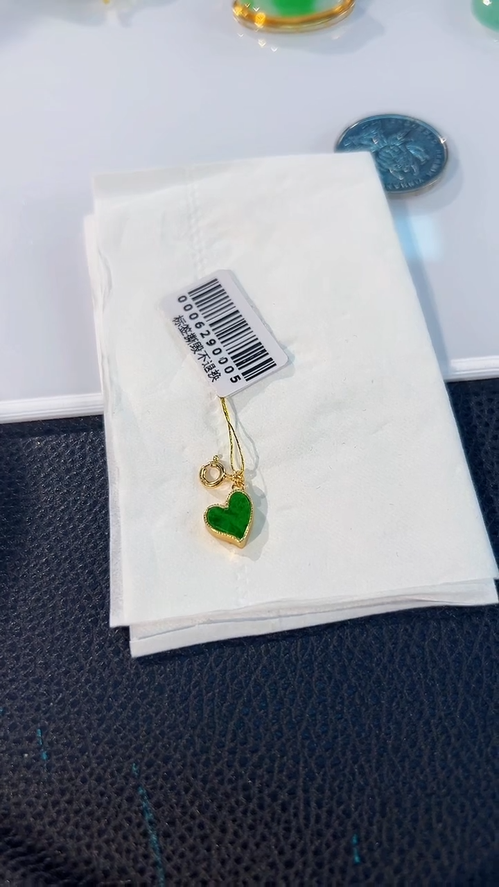 翡翠未镶嵌颈饰缅料A货/多样性发货/一件