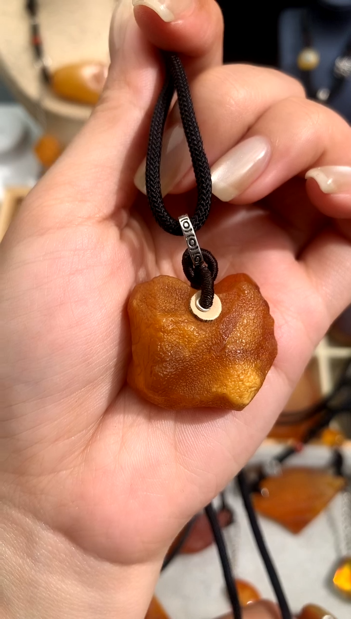 【闪购商品】蜜蜡裸石未镶嵌似玉