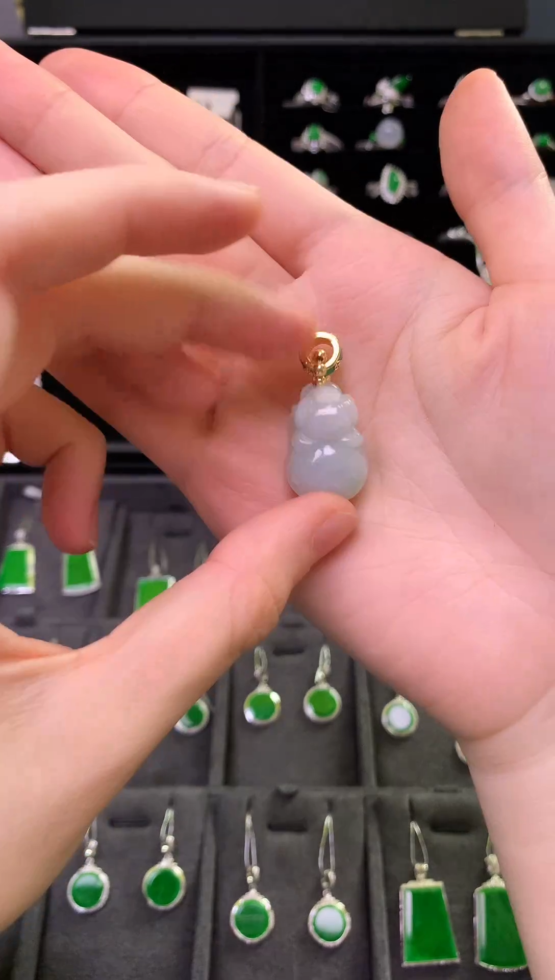 颈饰未镶嵌翡翠吊坠