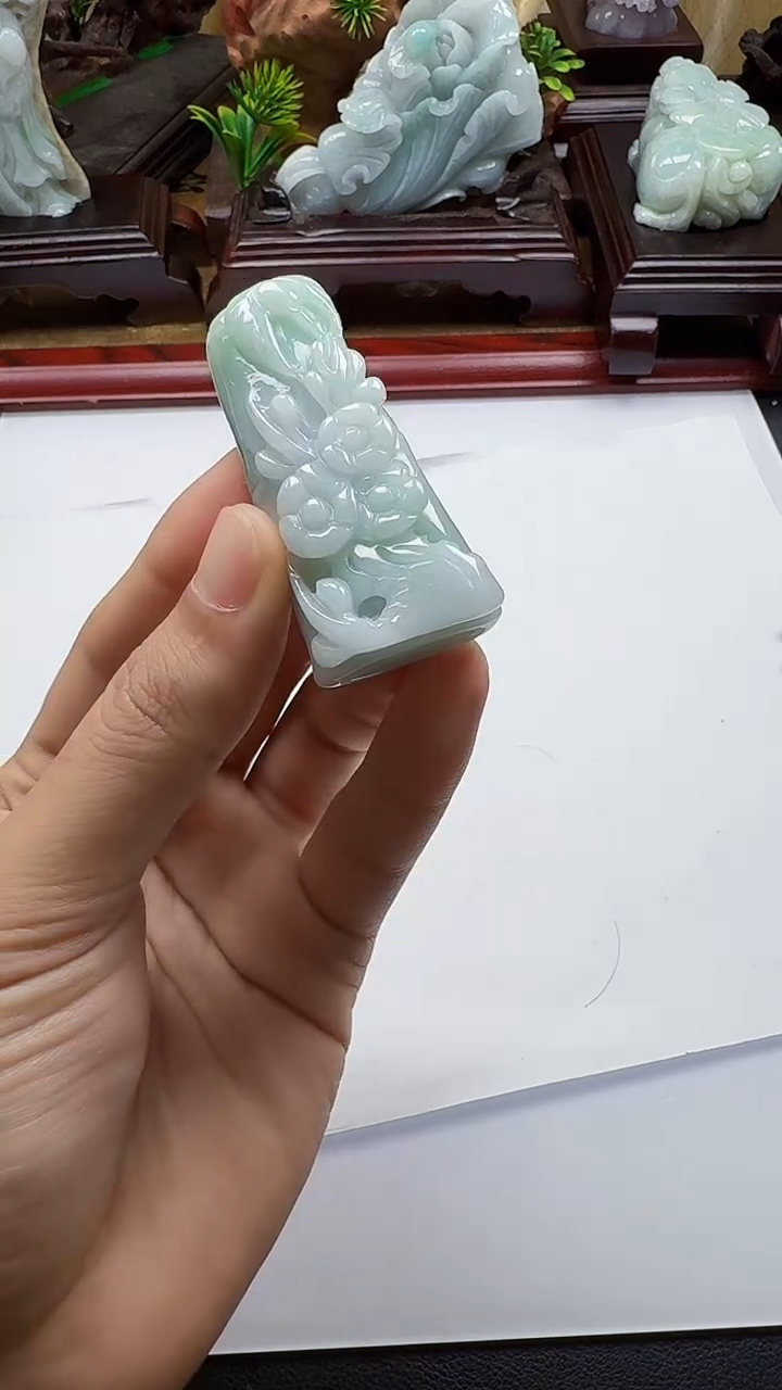 吊坠(不含链)未镶嵌翡翠1