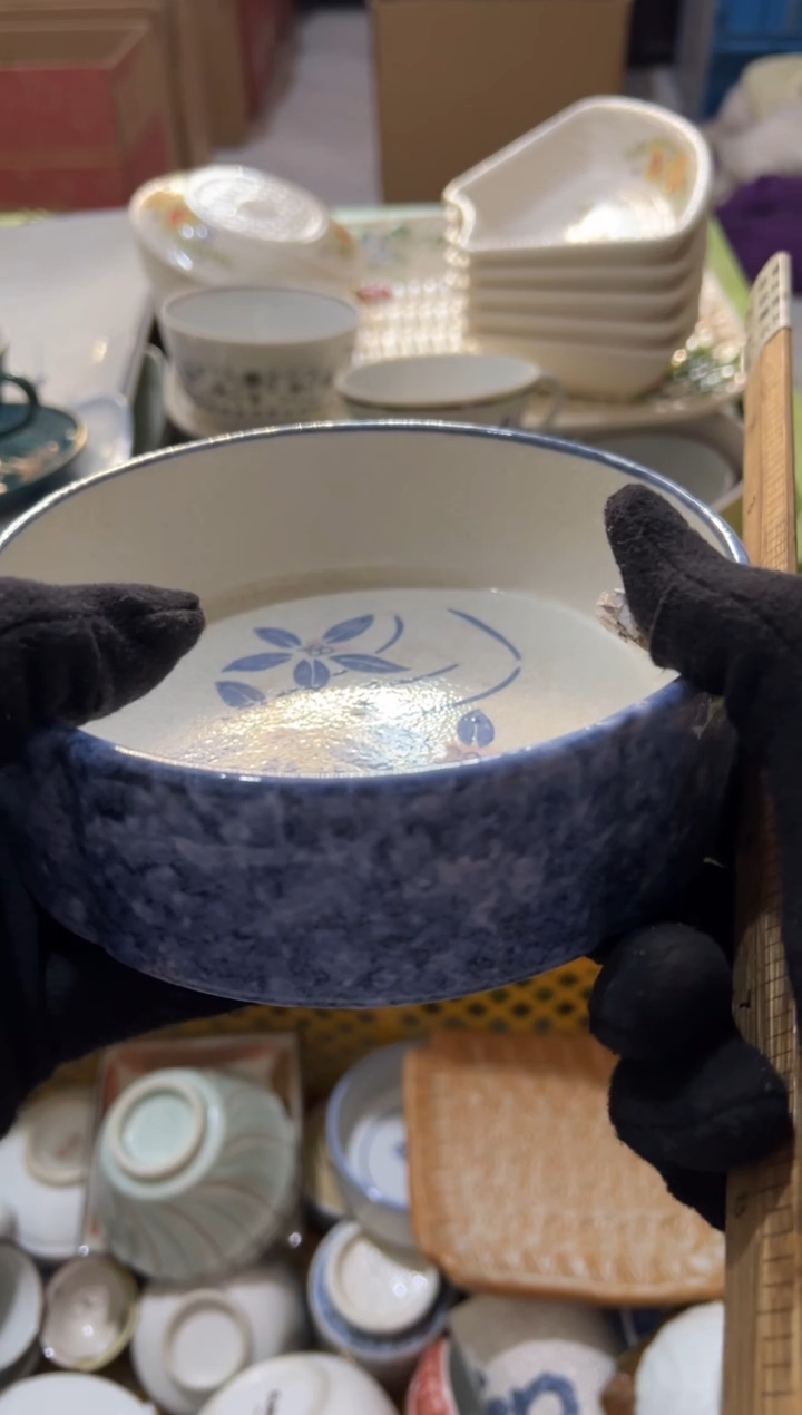 ?**白不明白中古商品默认瑕疵完美主义者慎拍 