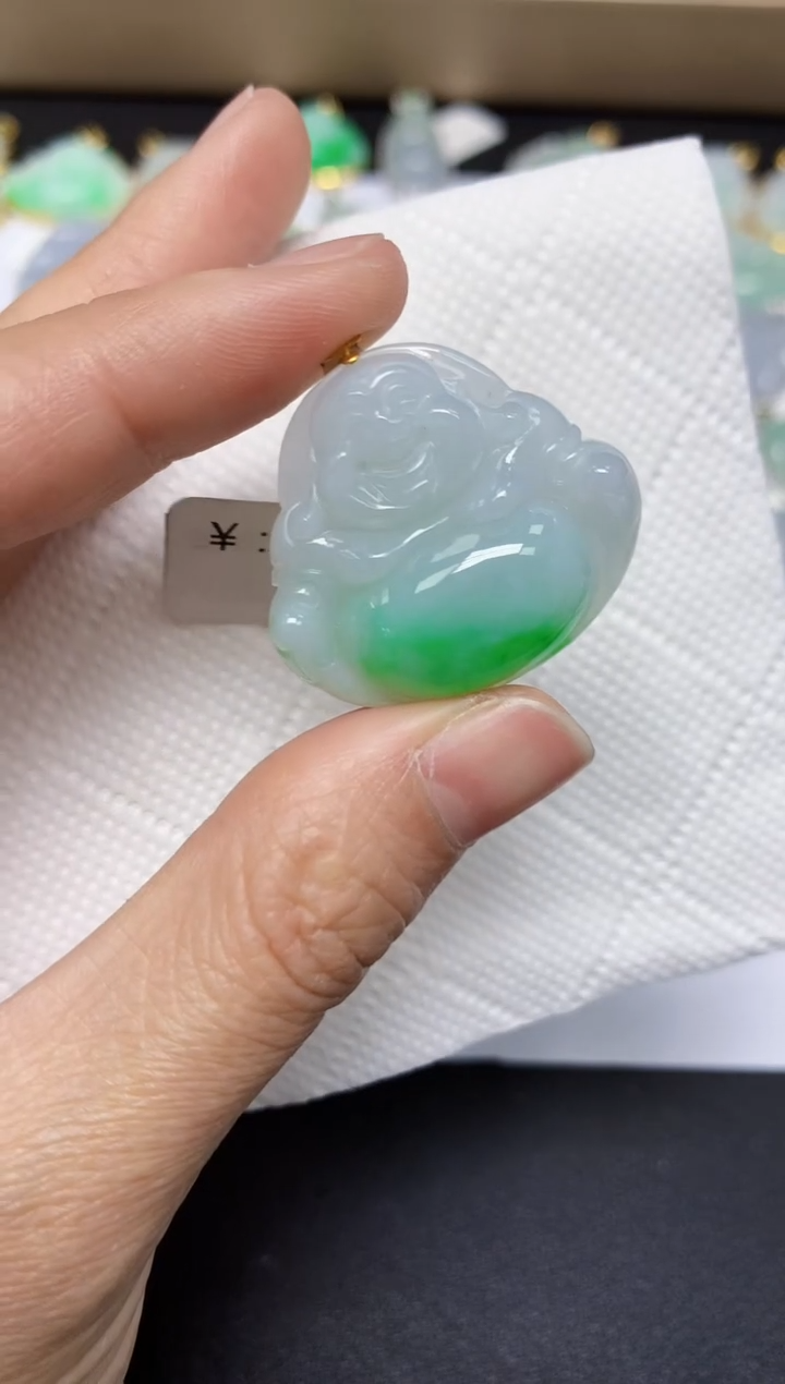 翡翠18K金镶嵌颈饰 天然翡翠A货