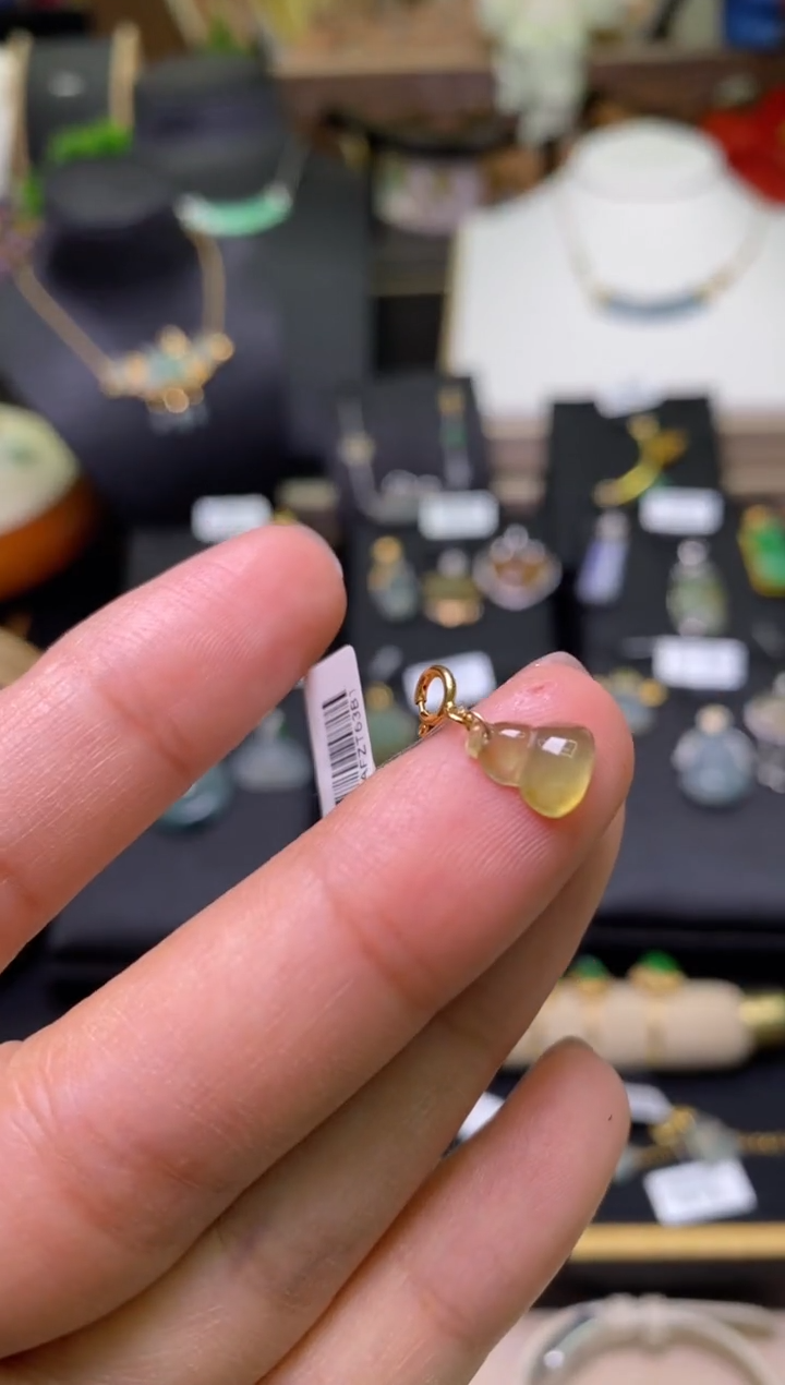 【闪购商品】翡翠颈饰18K金镶嵌净货18064