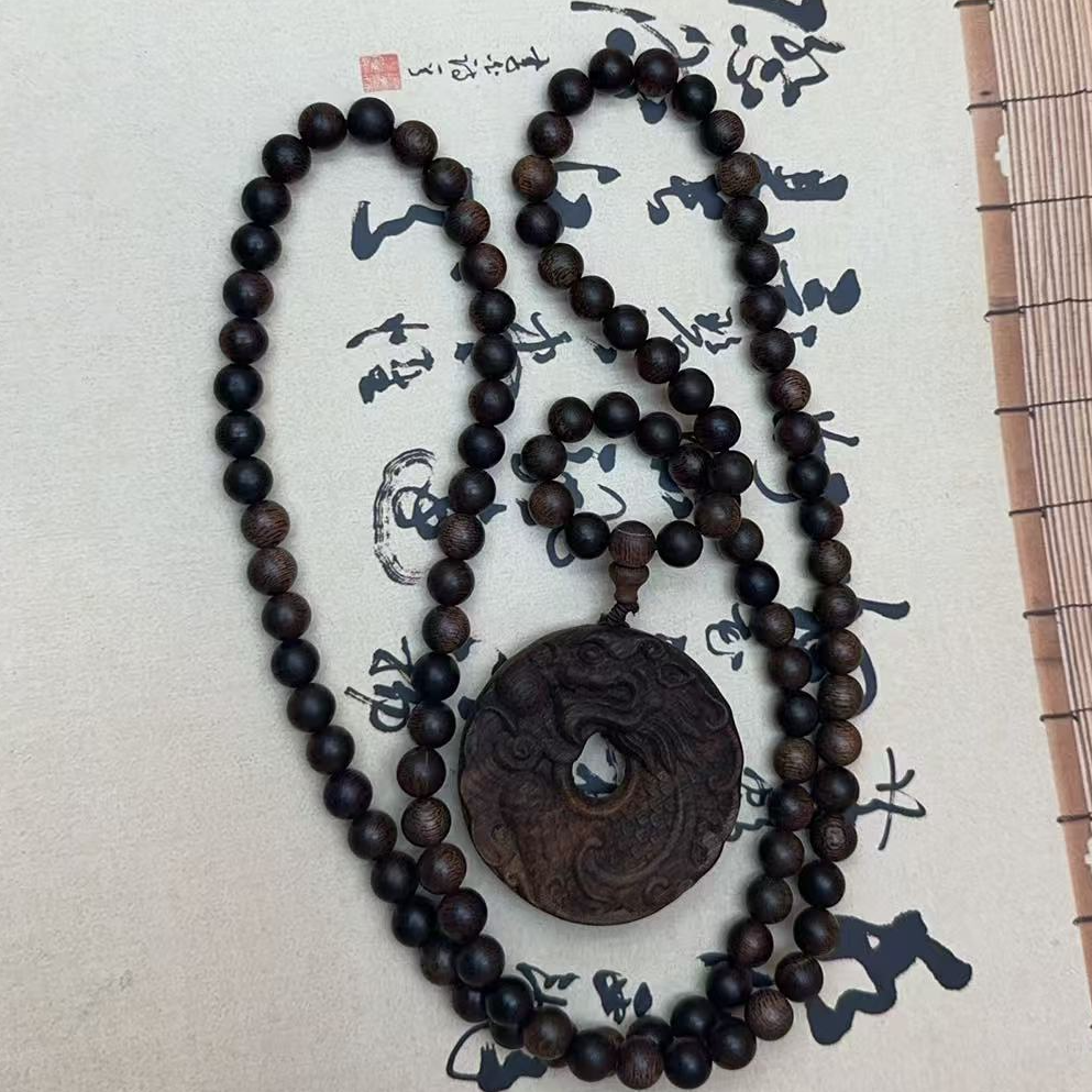 yy026/伽罗红土沉香吊坠/一个