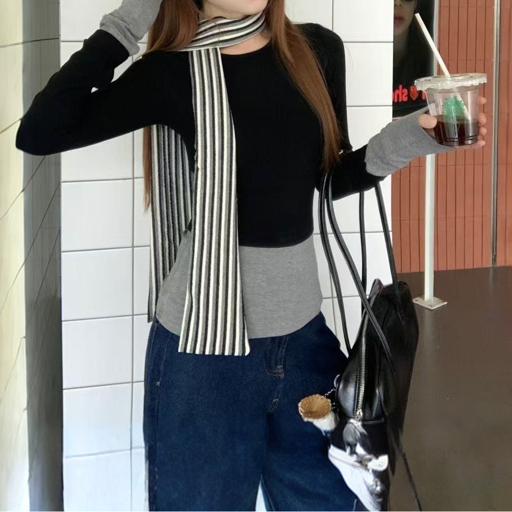 气质假两件撞色拼接长袖女春秋设计感条纹围脖修身显瘦百搭上衣 