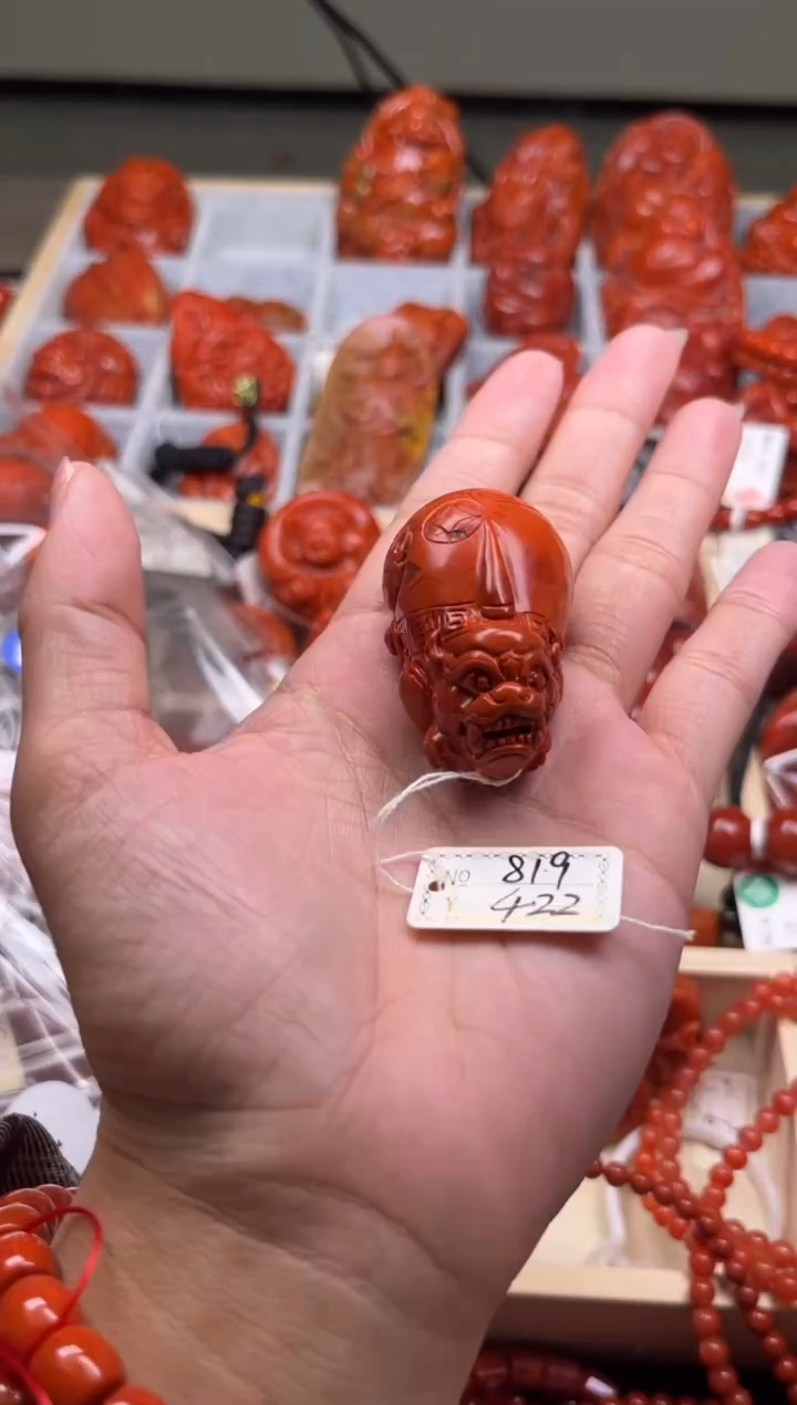 【闪购商品】南红玛瑙珠宝奇石未镶嵌819