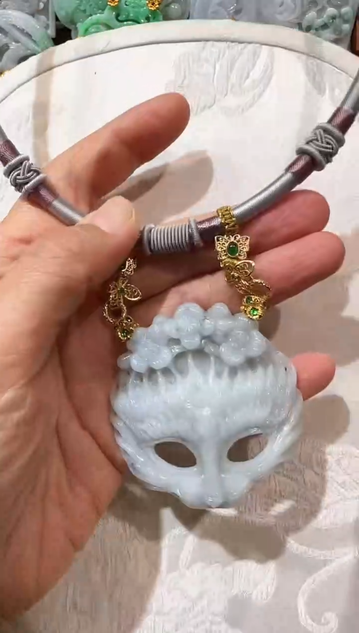 【闪购商品】翡翠未镶嵌颈饰国风
