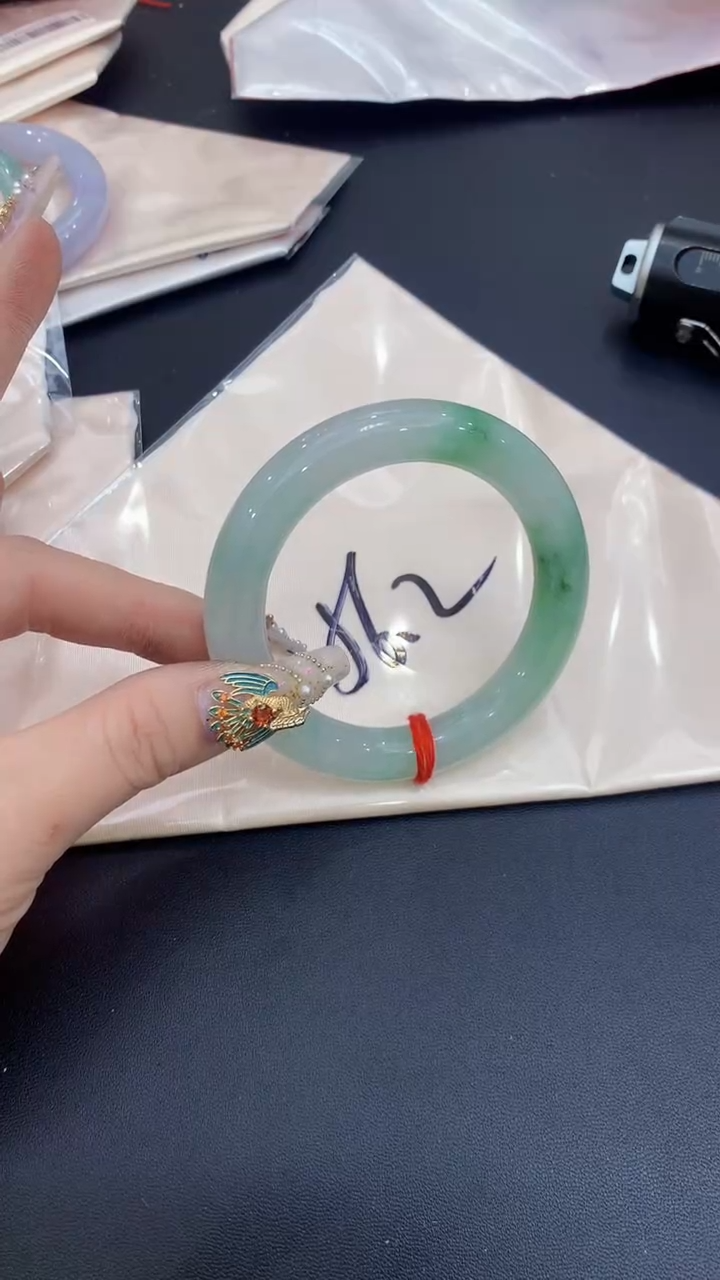 【闪购商品】翡翠手镯未镶嵌0766824891