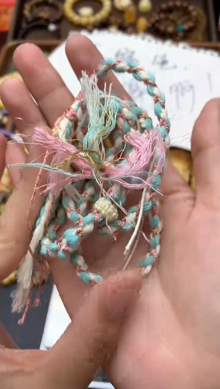 【闪购商品】琥珀珠宝奇石未镶嵌102绳子