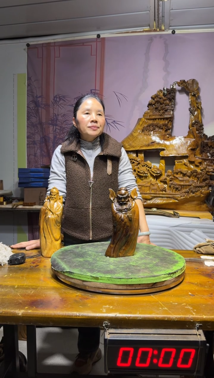 金丝楠海*金丝楠木雕刻摆件