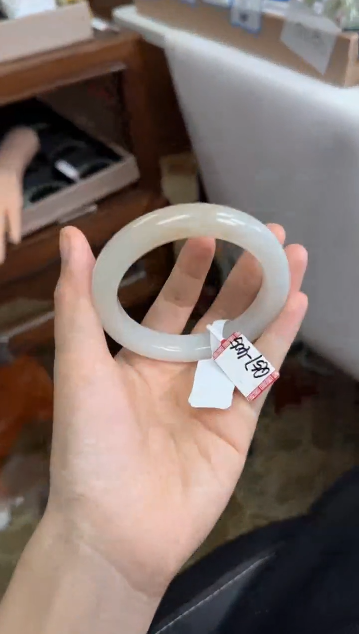 未镶嵌手镯和田玉58