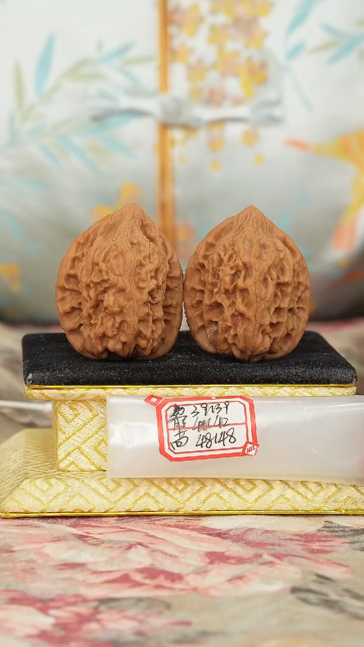 【闪购商品】文玩核桃把件鸡心有修