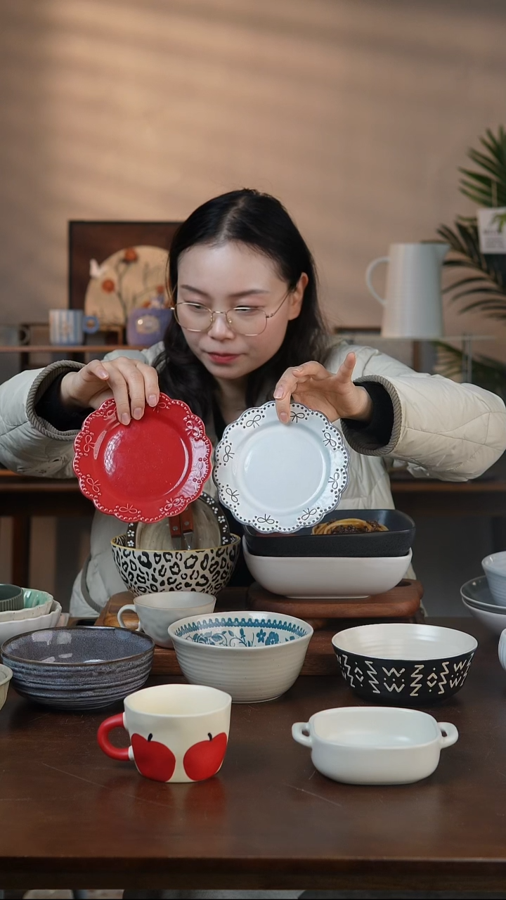 15cm白色+红色蝴蝶结小盘两件套