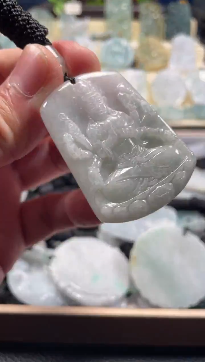 颈饰未镶嵌翡翠12/24/026