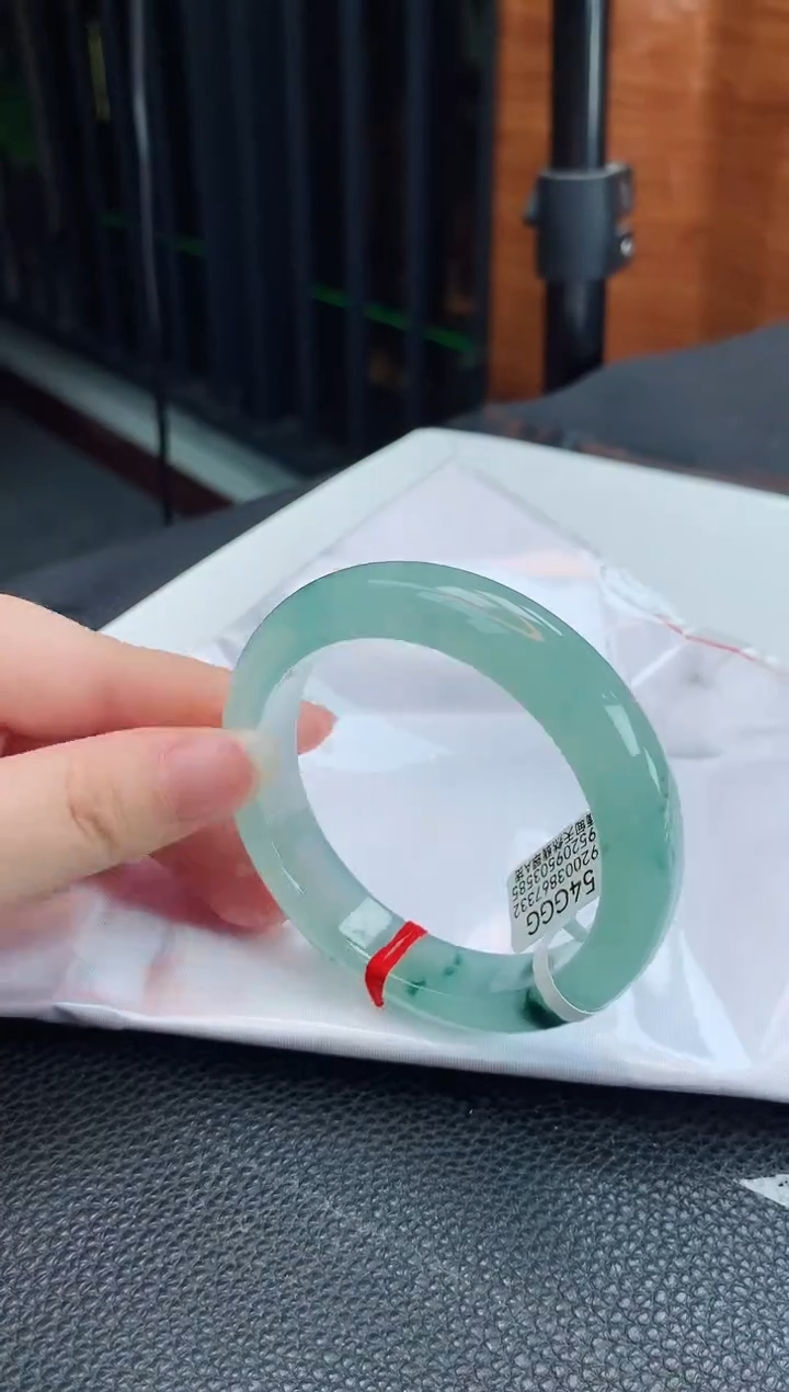 【闪购商品】翡翠手镯未镶嵌缅甸天然翡翠A货手镯