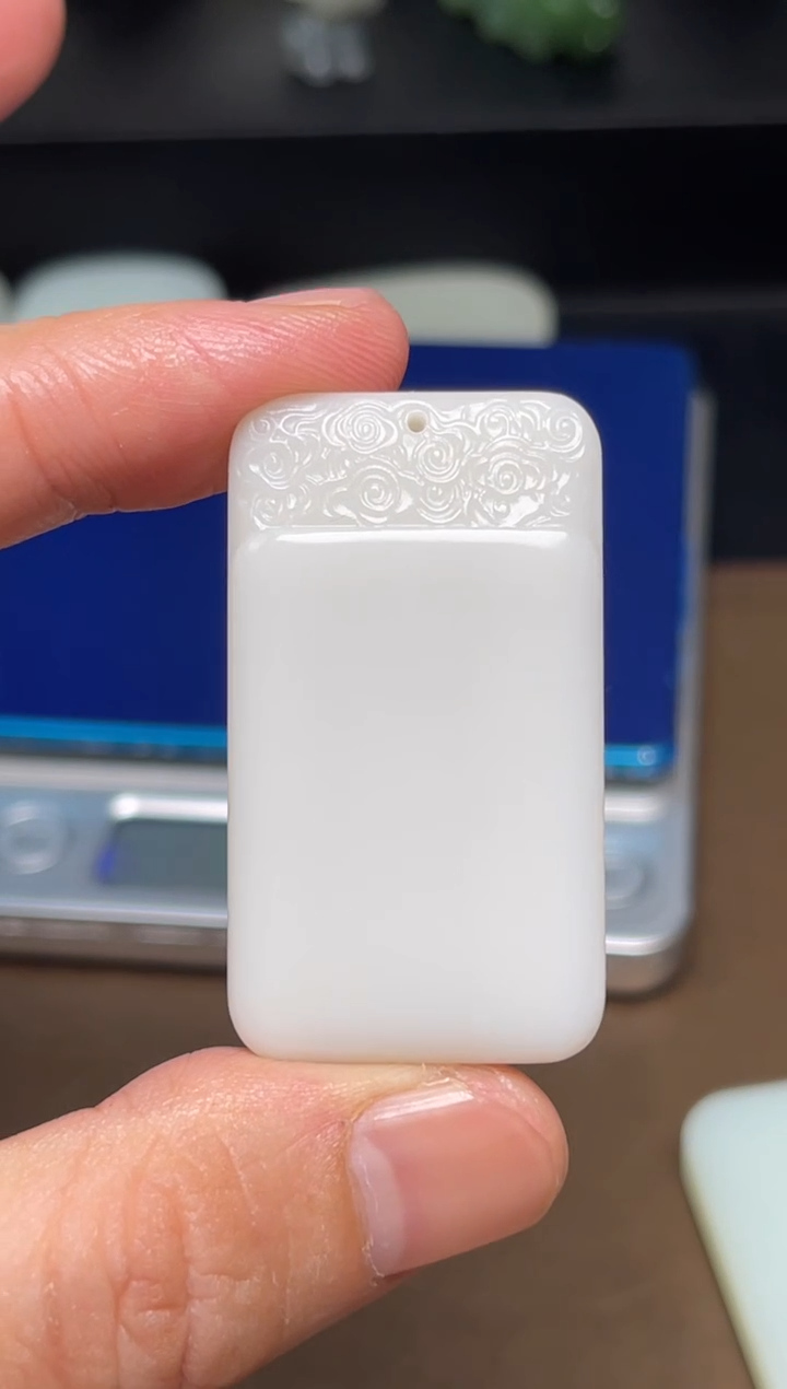 和田玉未镶嵌颈饰34 通