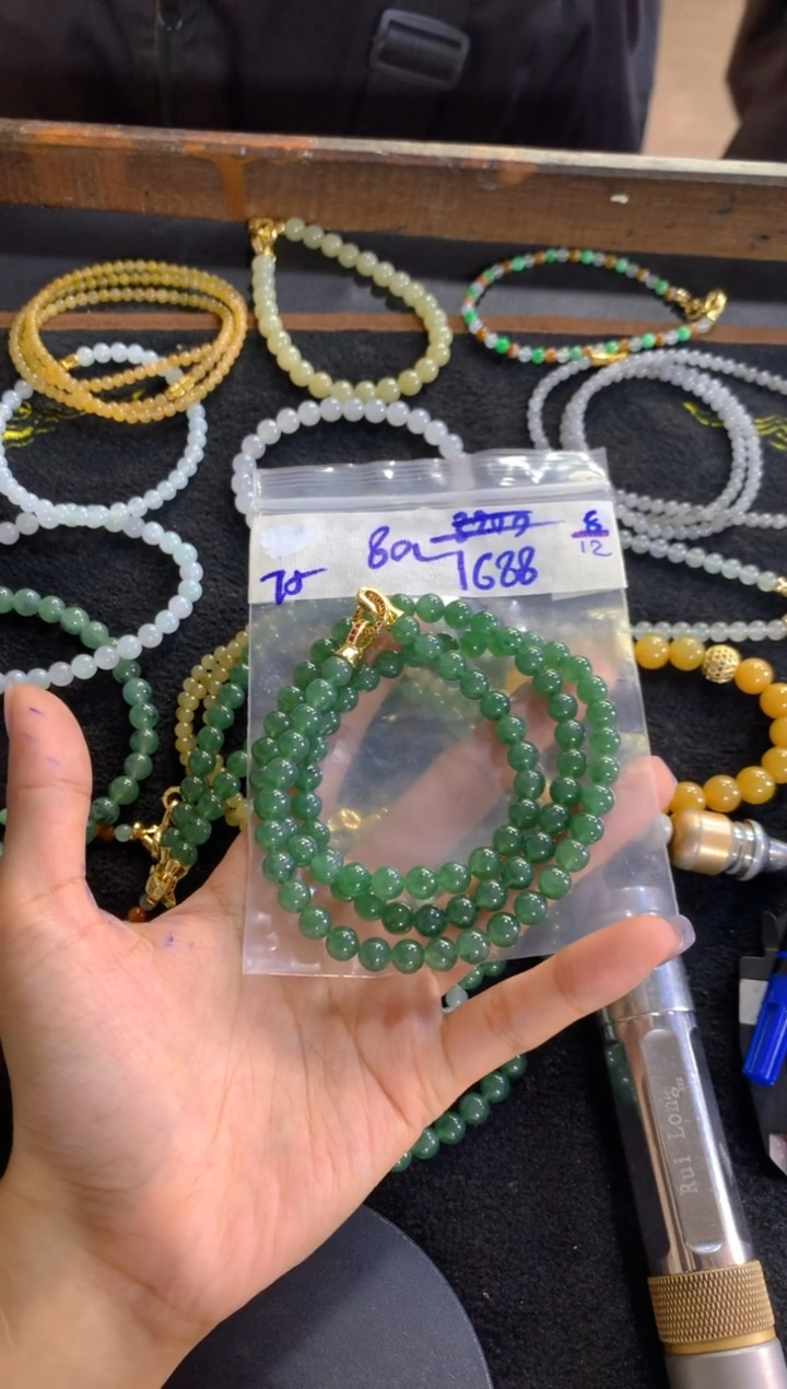 未镶嵌定制翡翠天然缅甸翡翠多样性发货