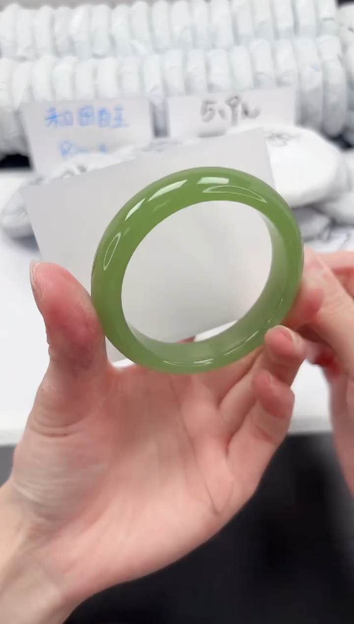 【闪购商品】石英质玉未镶嵌手镯254-54.7