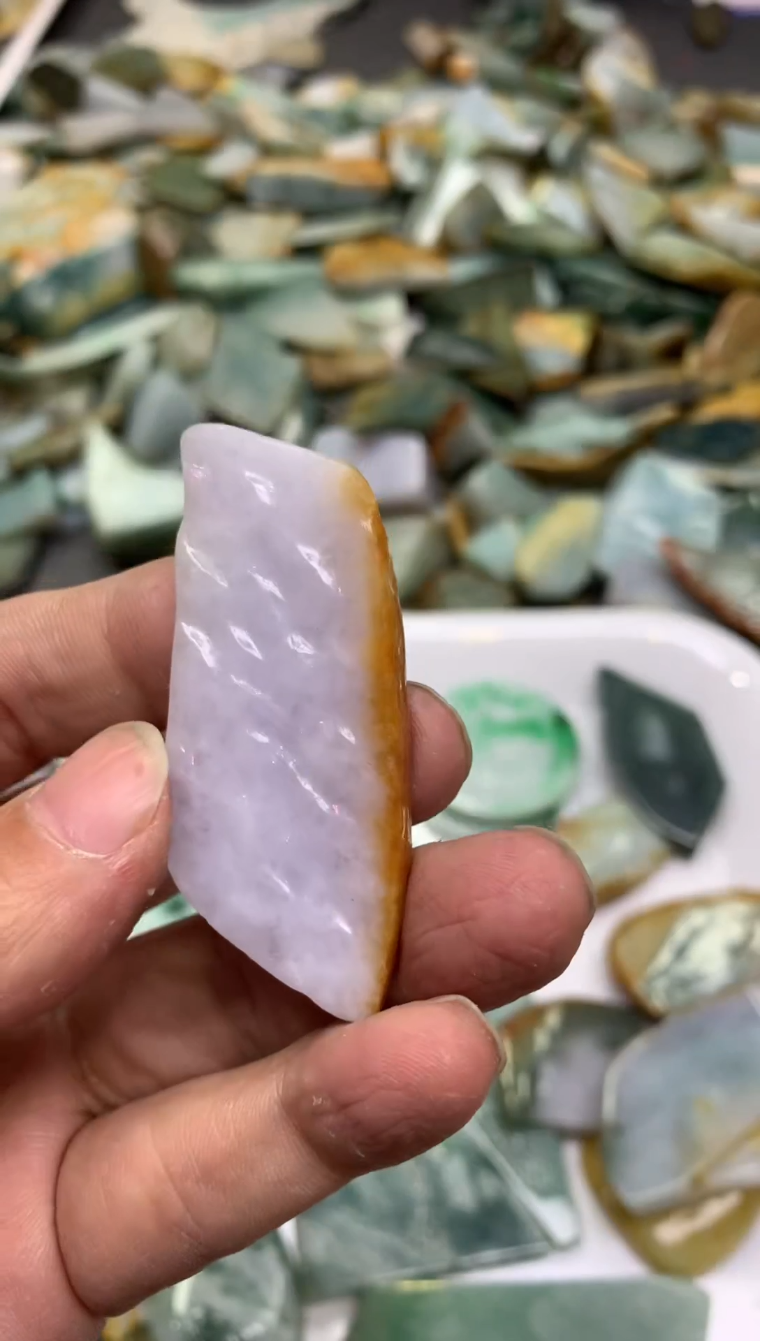 【闪购商品】翡翠颈饰未镶嵌天然翡翠A货