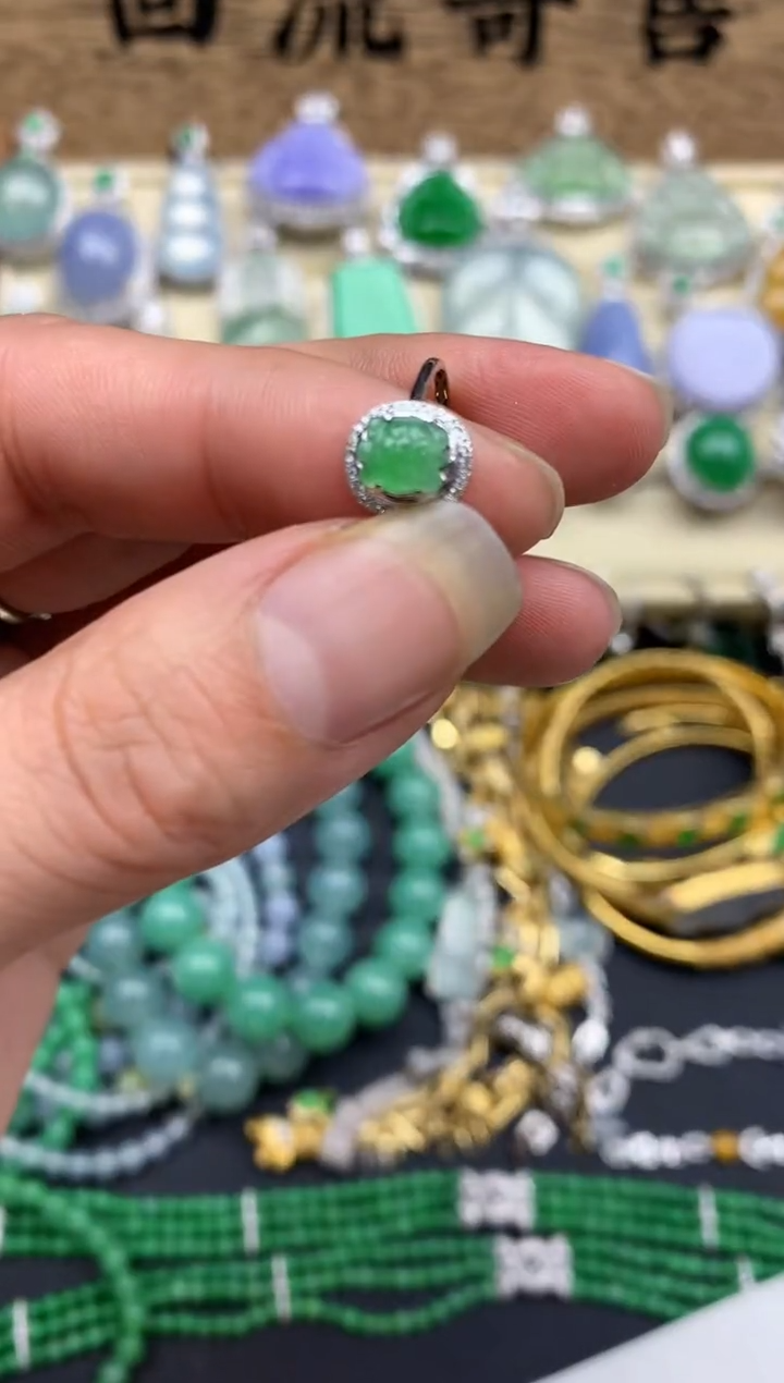 【闪购商品】翡翠戒指18K金镶嵌299-中国好珍宝