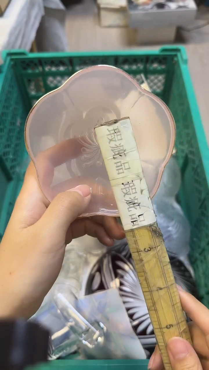 手工艺品玻璃小*莉032瑕疵