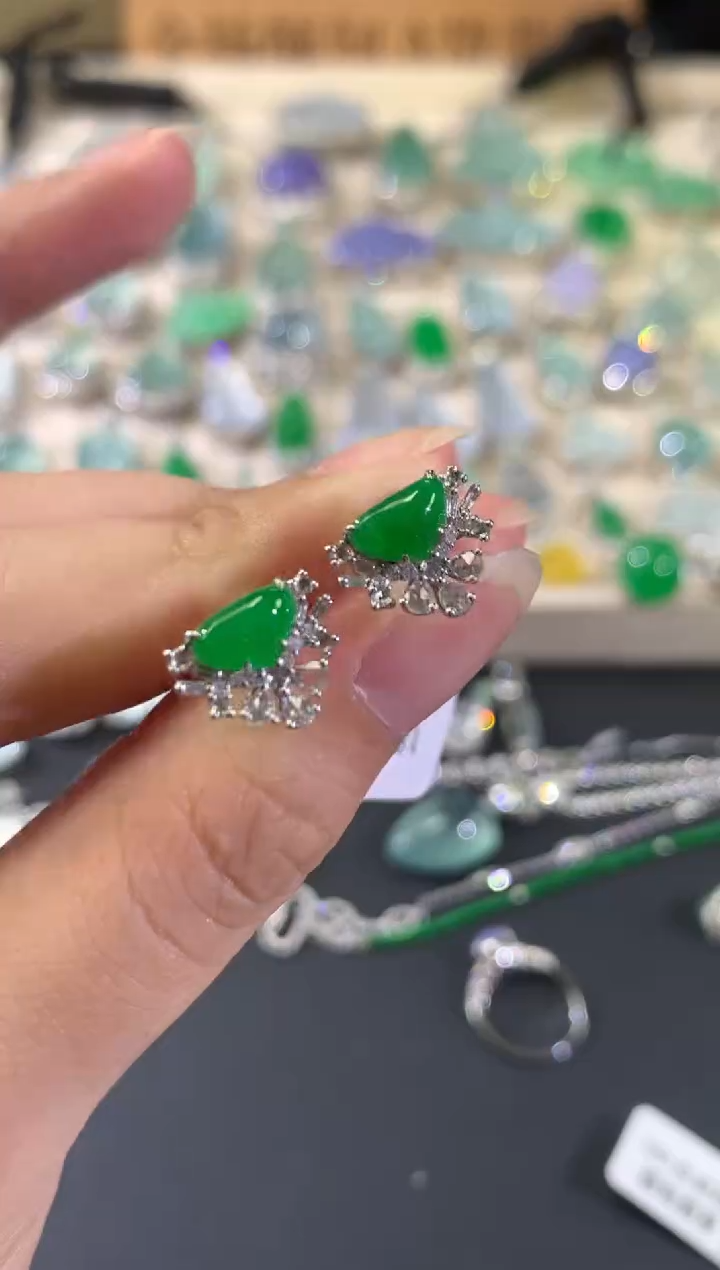 18K金镶嵌翡翠耳饰A550|5980