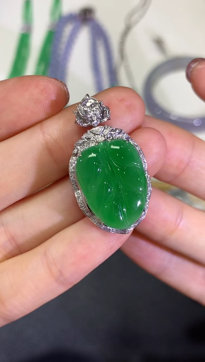【闪购商品】翡翠颈饰18K金镶嵌团购16