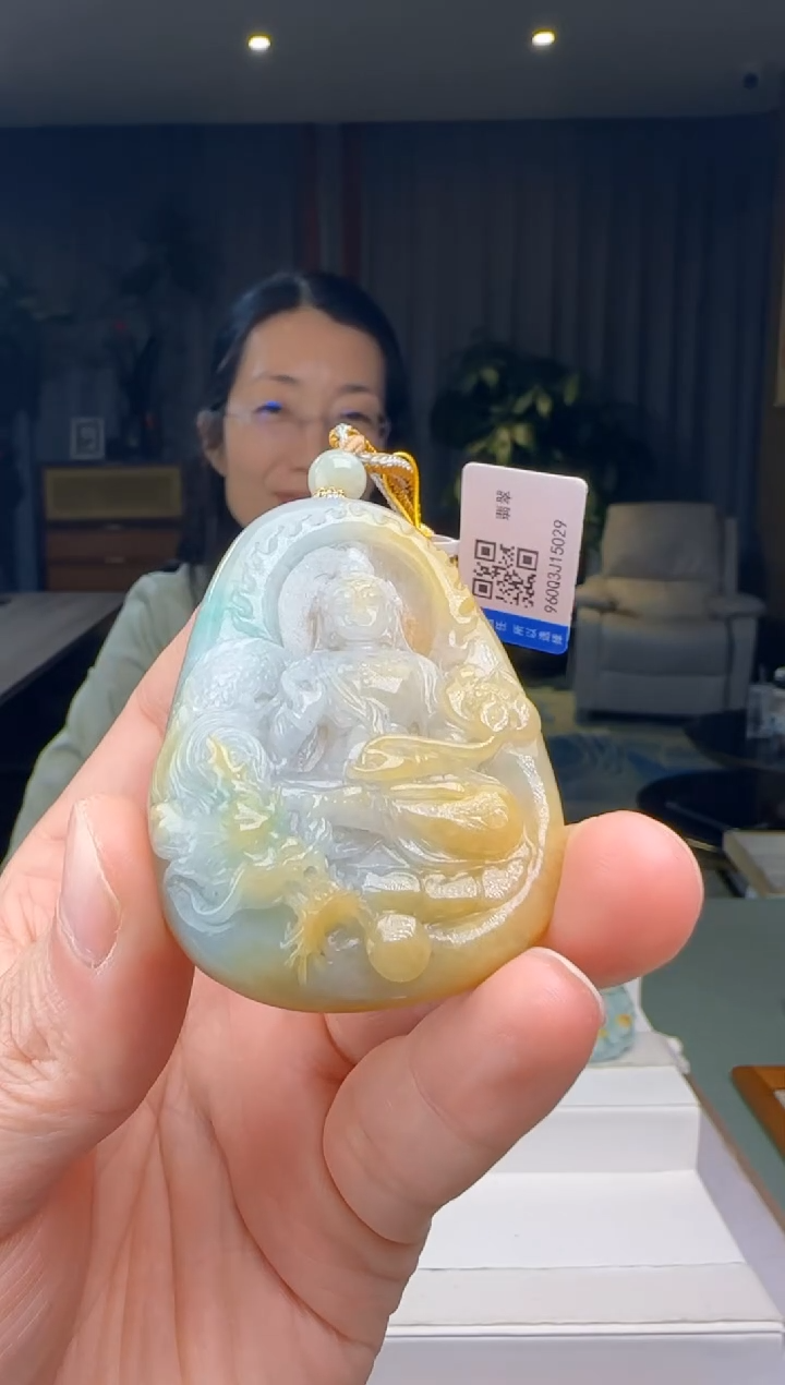 【闪购商品】翡翠吊坠(不含链)未镶嵌DY@@960Q3J15029
