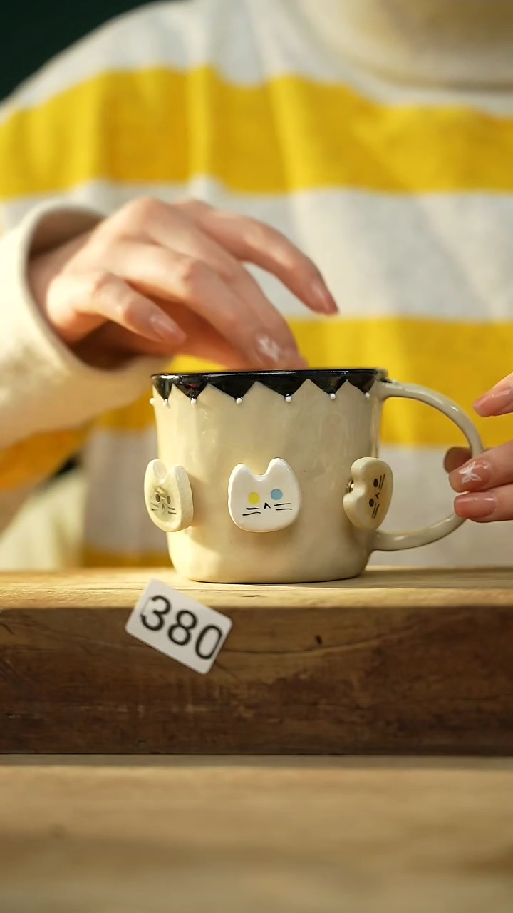 【闪购商品】瓷片新品！设计师手捏转纽小猫