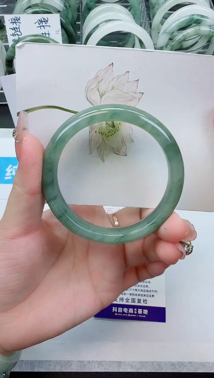 【闪购商品】石英质玉手镯未镶嵌323号/56-57圈