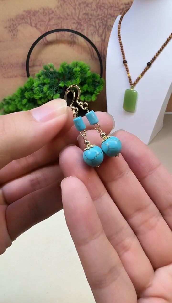 14K金镶嵌耳钉玛瑙/玉髓E45 