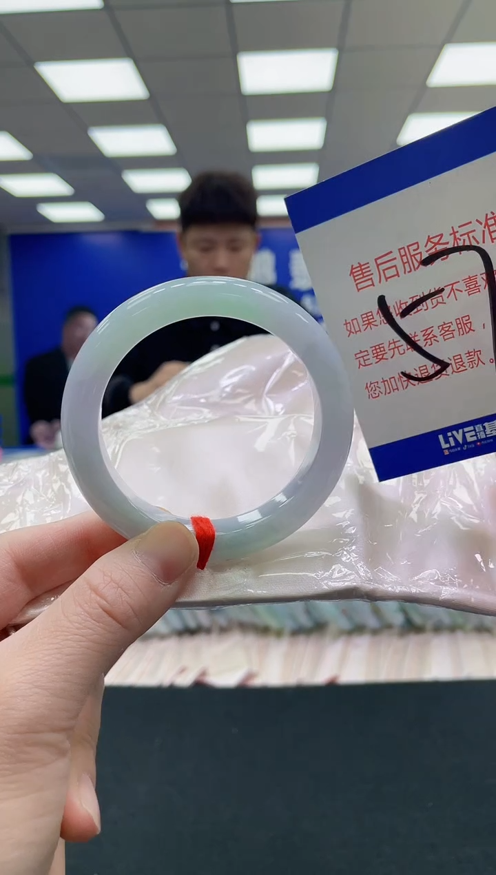 未镶嵌手镯翡翠AAAAAAAAA