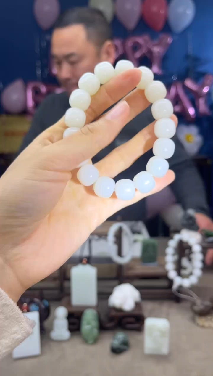 【闪购商品】和田玉颈饰未镶嵌1