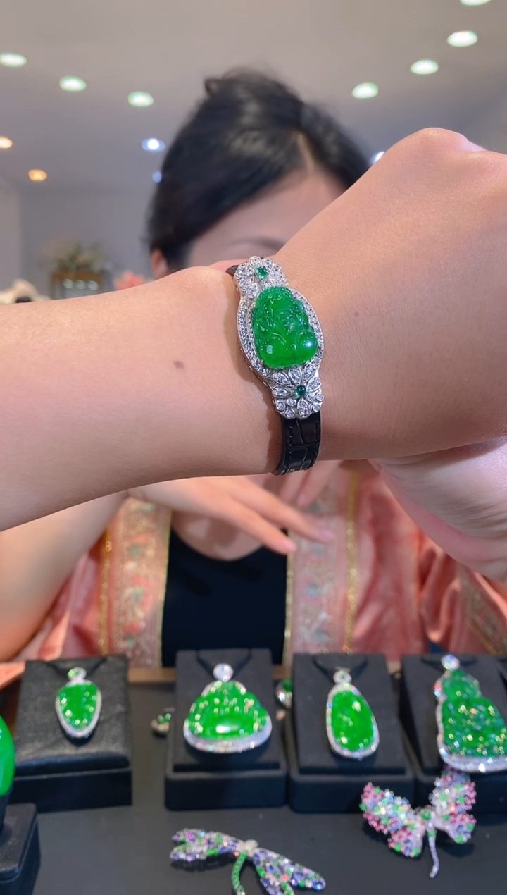 银S925镶嵌手镯翡翠天然A货翡翠貔貅多样性发货