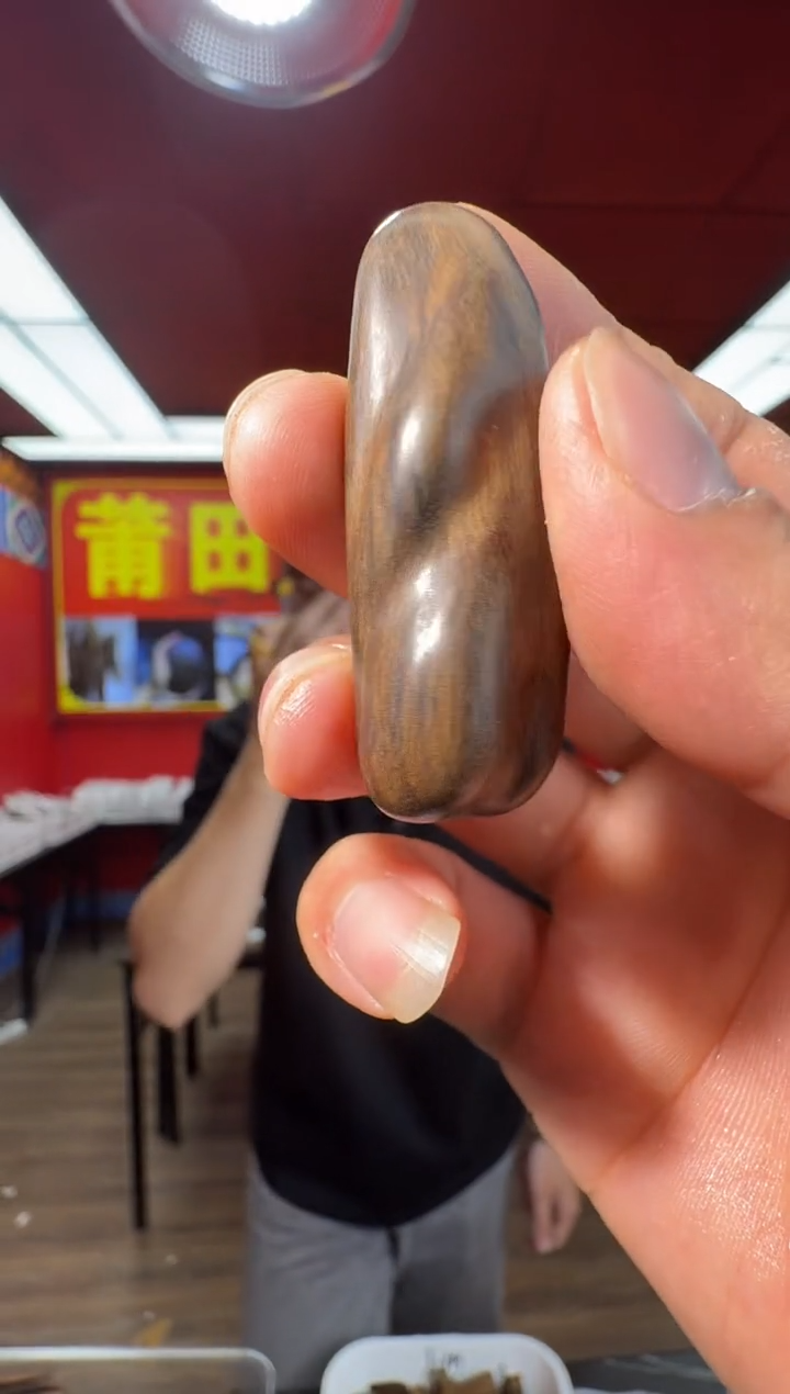 沉香吊坠a46富国岛多样性发一