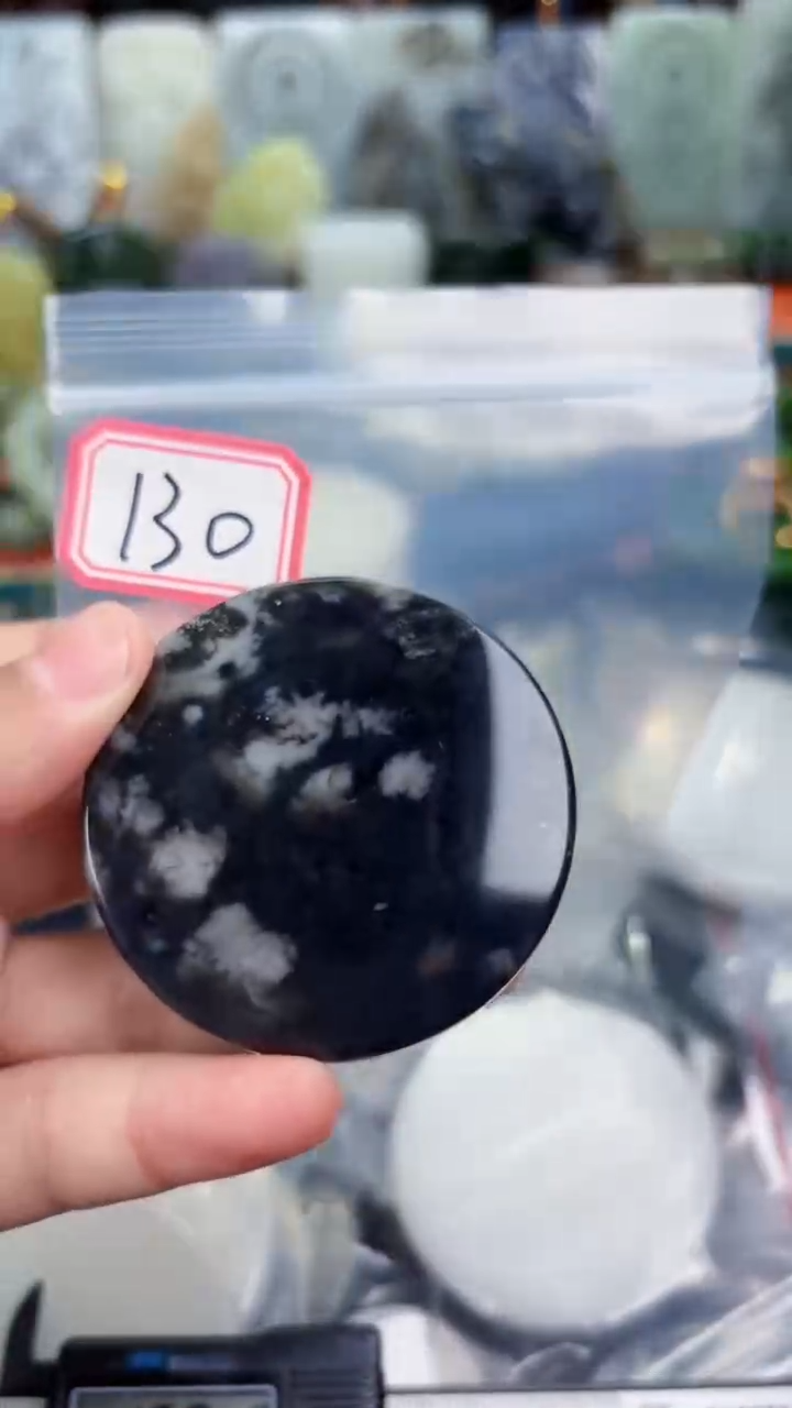 颈饰未镶嵌和田玉和田玉