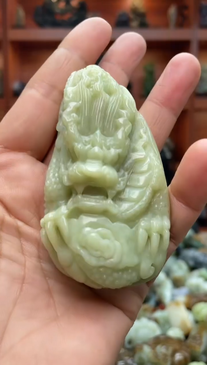 未镶嵌和田玉把件1