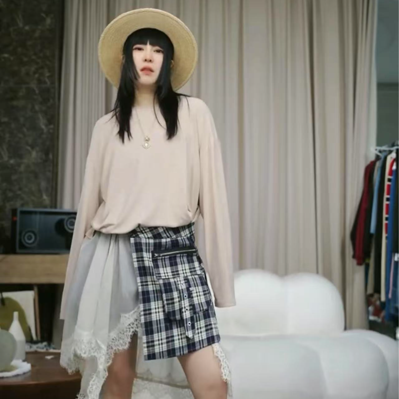 infobyfive2025春夏新款拼接蕾丝不规则连衣裙打底衫NF0503027