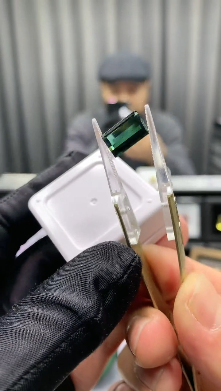 【闪购商品】碧玺裸石未镶嵌2.93ct  18