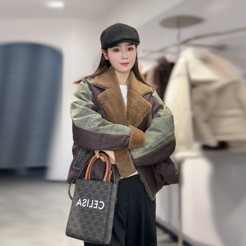 25853秋冬季加厚保暖皮毛一体复古夹克小香风鹅绒服外套女