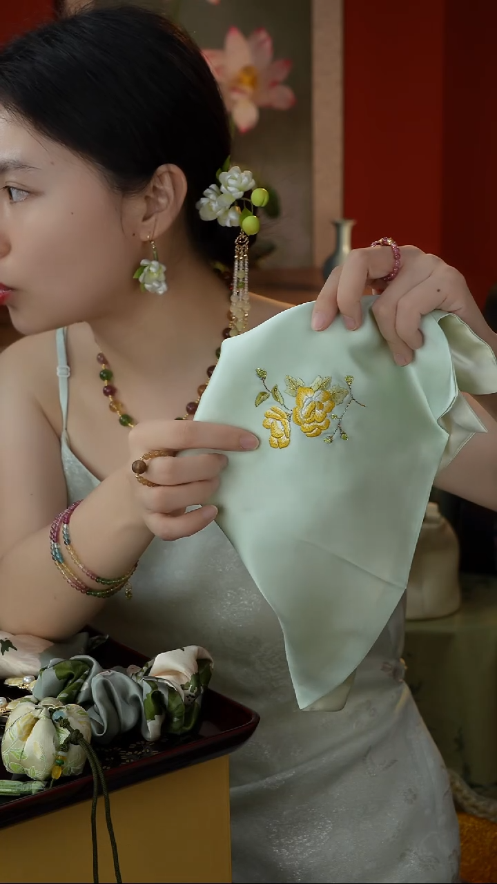 刺绣纯手工非遗国风饰品