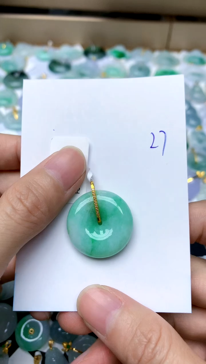 【闪购商品】翡翠颈饰18K金镶嵌27天然A货翡翠