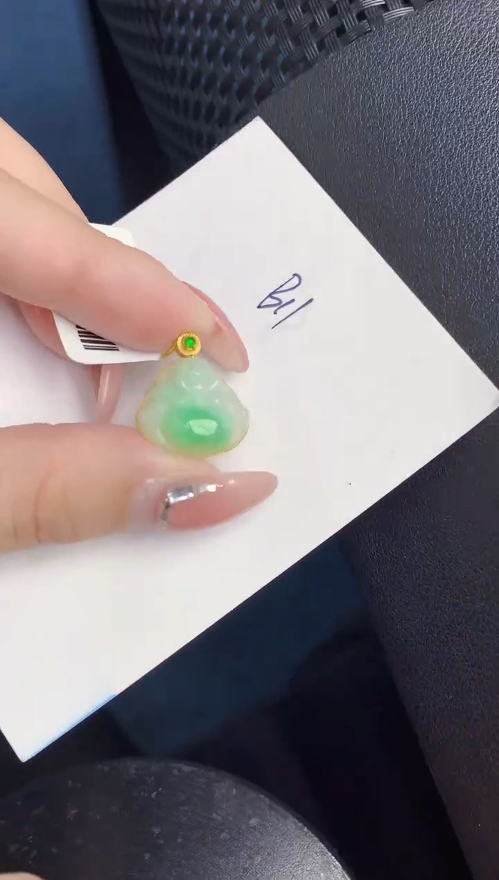 【闪购商品】翡翠颈饰18K金镶嵌000000000